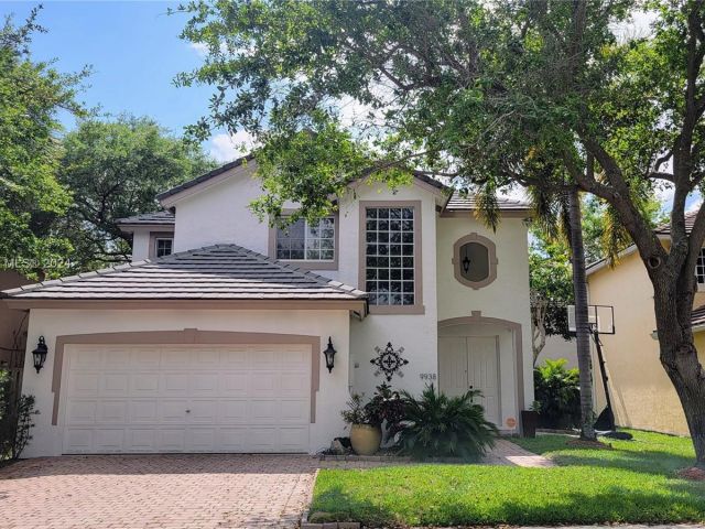 Home for rent at 9938 NW 19th St 9938 - photo 5469169