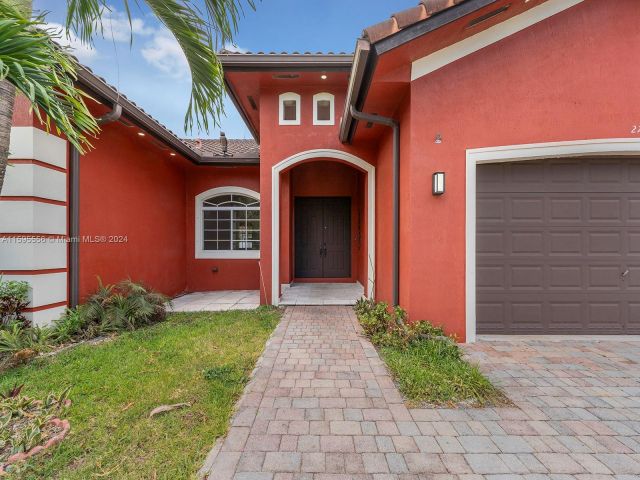 Home for sale at 27702 SW 152nd Ct - photo 5466829