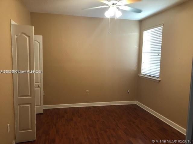 Home for rent at 11257 NW 55th Ln - photo 5467598