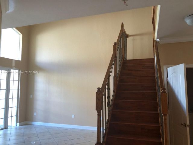 Home for rent at 11257 NW 55th Ln - photo 5467602