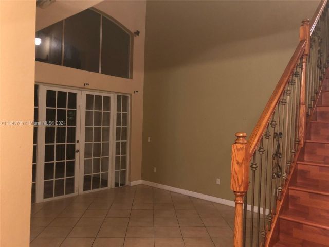 Home for rent at 11257 NW 55th Ln - photo 5467604