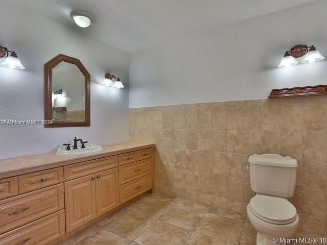 Home for rent at 9100 SW 73rd St 0 - photo 5480048