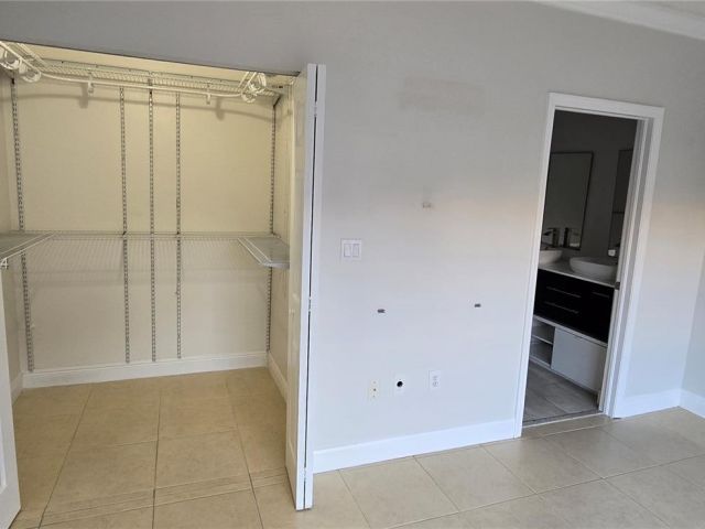 Home for rent at 16325 SW 103rd Ter 16325 - photo 5468518