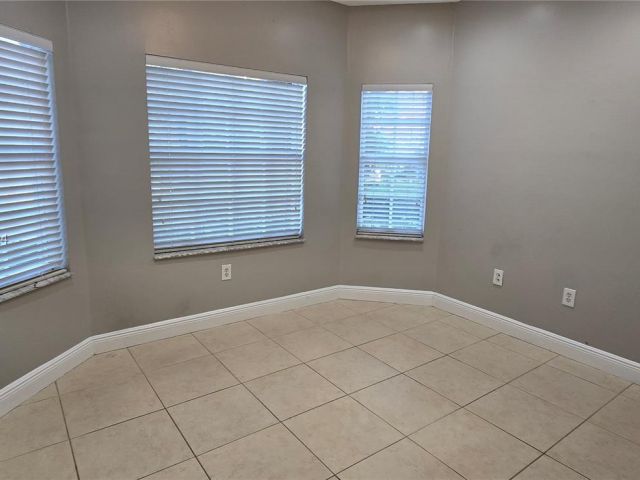 Home for rent at 16325 SW 103rd Ter 16325 - photo 5468520