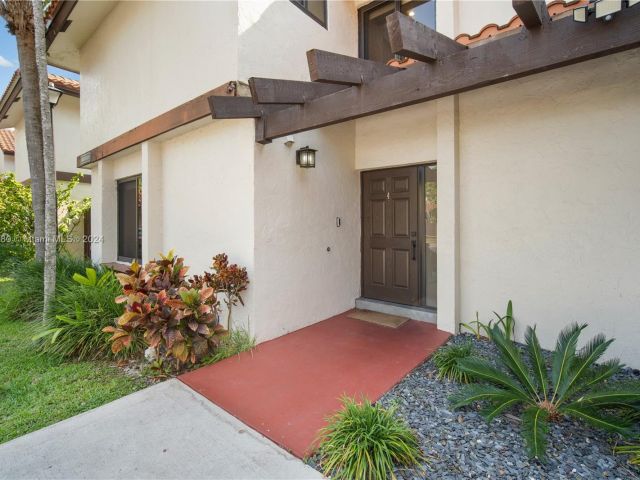Home for sale at 11424 SW 132nd Pl 70-4 - photo 5503967