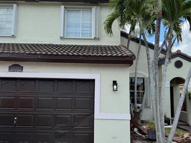 Home for rent at 16084 SW 86th Ter 1 - photo 5469307