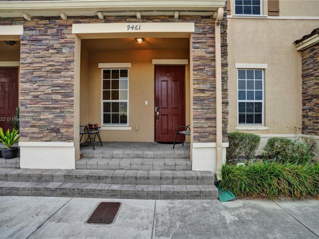 Home for sale at 9461 SW 172nd Ave 9461 - photo 5480422