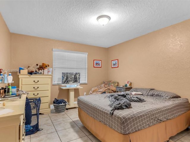 Home for sale at 13702 SW 285th St - photo 5479670