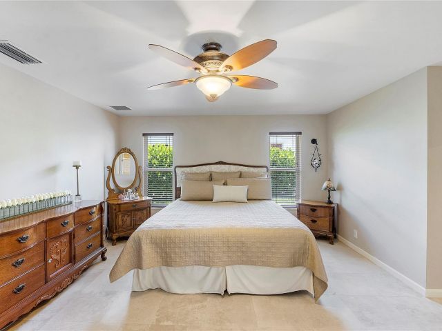 Home for sale at 1561 SW 16th St - photo 5509297