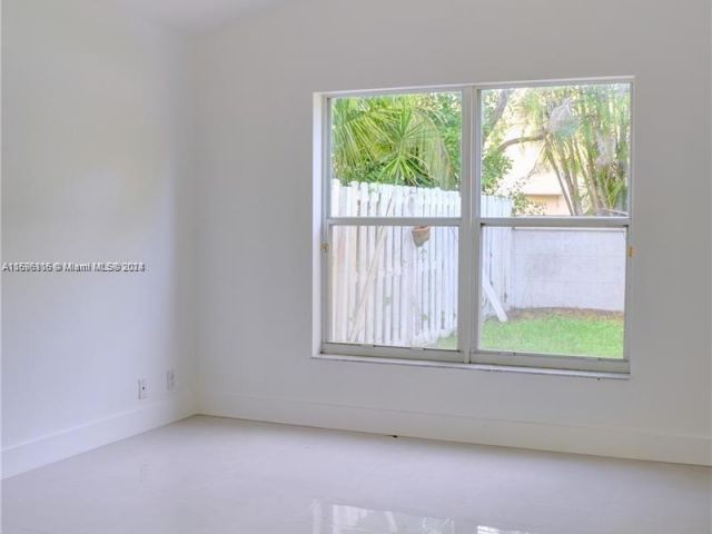 Home for rent at 3259 SW 49th St - photo 5470311