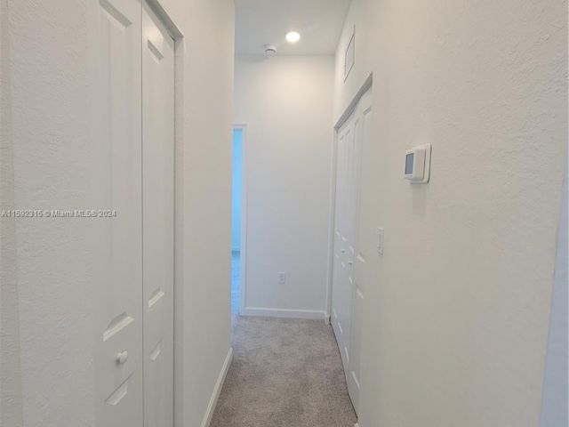 Home for rent at 745 SE 15 ST - photo 5470184