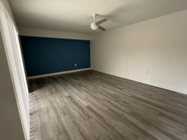 Home for rent at 1801 18th Way - photo 5483715