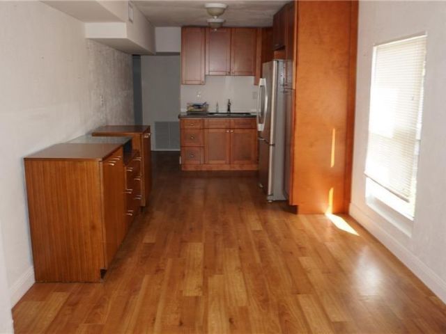 Home for rent at 117 NW 11th St - photo 5480923