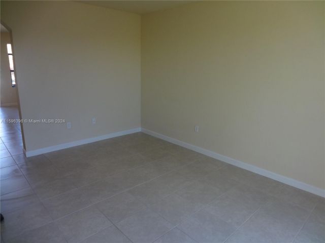 Home for rent at 11756 SW 238th St - photo 5471722