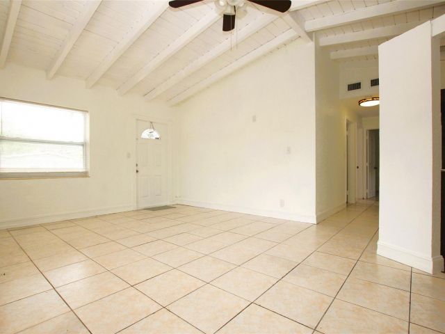 Home for rent at 1545 NW 15th Ter - photo 5474058