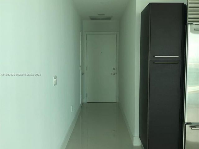 Apartment for rent  Unit #5407 - photo 5487490