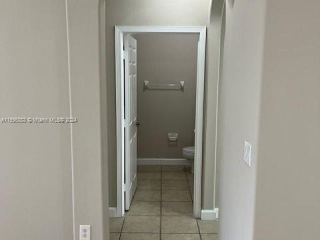 Home for rent at 3124 NW 100th Ct 3124 - photo 5475138