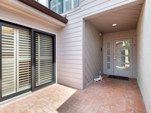 Home for sale at 2677 N Ocean Boulevard Th22 - photo 5496098