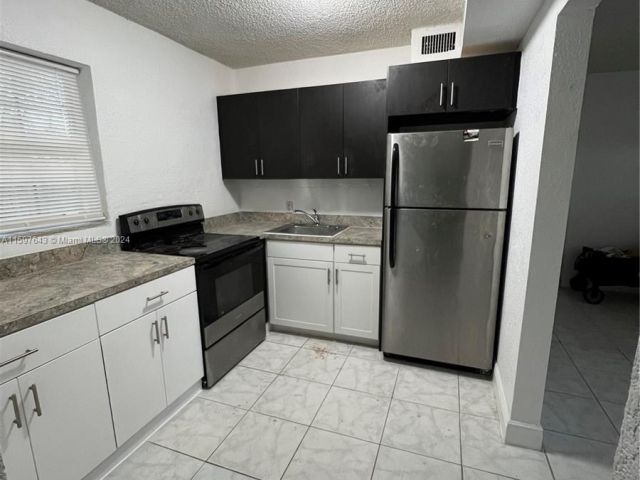 Home for rent at  - photo 5474667