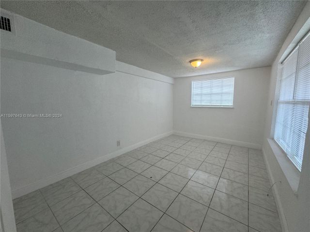 Home for rent at  - photo 5498494