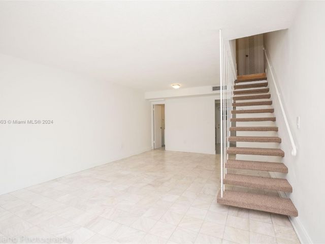 Home for rent at 9455 Bay Harbor Ter 4S - photo 5475488