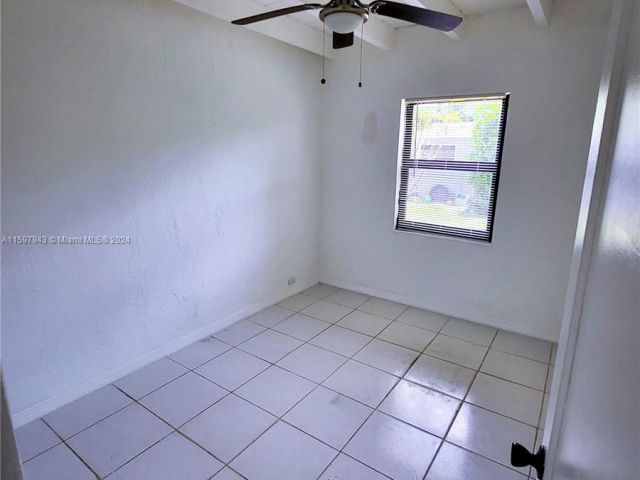 Home for rent at 1503 NE 128th St 1503 - photo 5485178