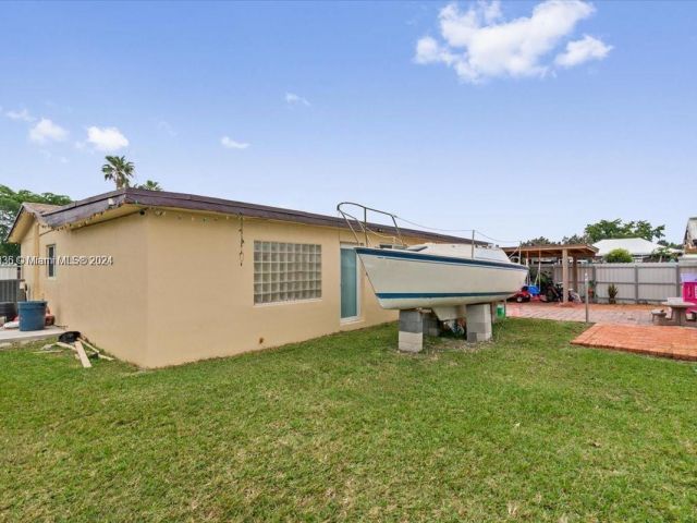 Home for sale at 19610 SW 121 Ave - photo 5474957