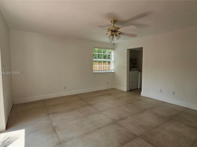 Home for rent at 15856 SW 112th Ter - photo 5486575