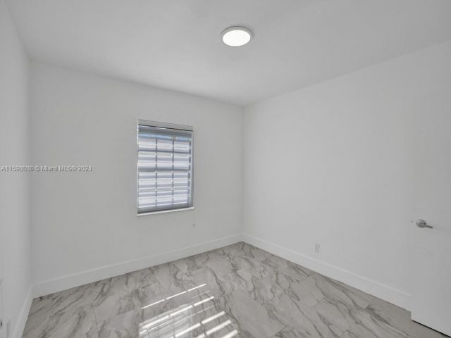 Home for rent at 1102 NE 117th St 0 - photo 5479537