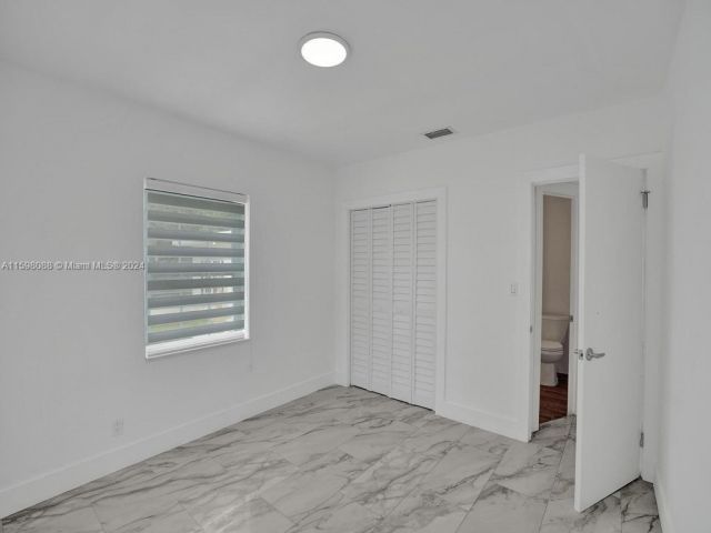 Home for rent at 1102 NE 117th St 0 - photo 5479538