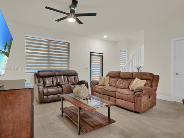 Home for sale at 4680 NW 83rd Pkwy 4680 - photo 5475211