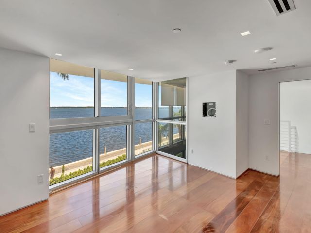 Home for rent at 1331 Brickell Bay Drive Bl-25 - photo 5509143