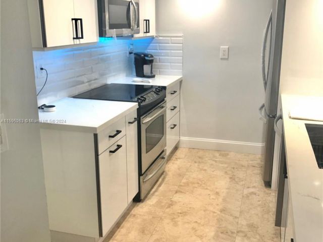 Apartment for rent  Unit #27 FL - photo 5477455