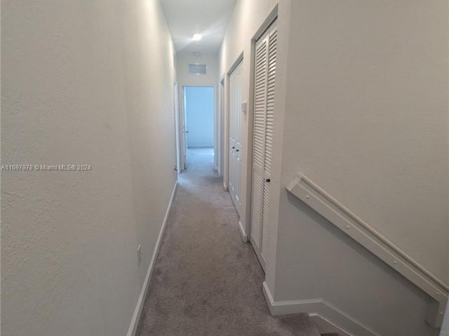 Home for rent at 235 SW 159th Ter 235 - photo 5476442