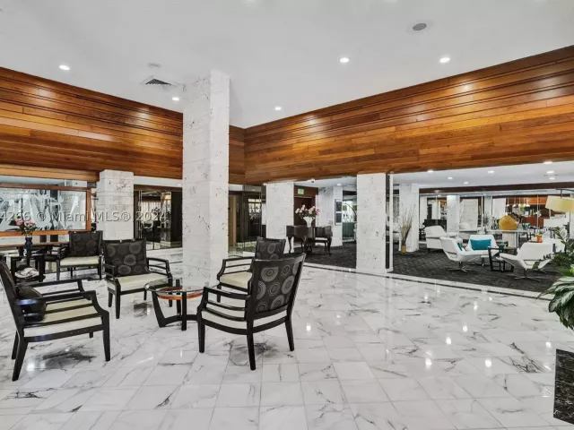 2-bedroom condo for sale in Sunny Isles Beach - 301 174th St 1701 - MondialRealty