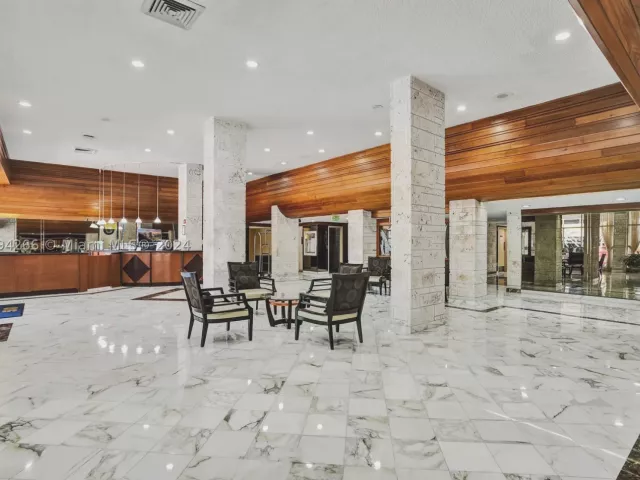 2-bedroom condo for sale in Sunny Isles Beach - 301 174th St 1701 - MondialRealty
