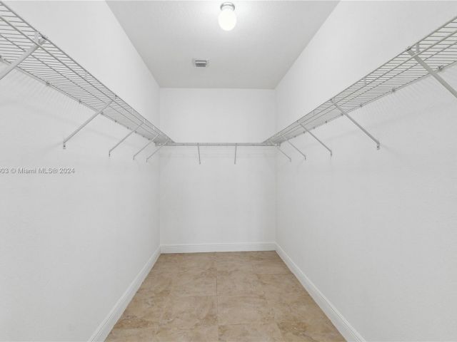 Home for rent at 17040 SW 92 Ct - photo 5478292