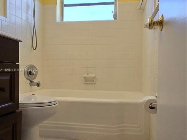 Home for sale at 335 NE 29th St - photo 5479125