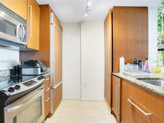 Apartment for sale  Unit #1427 - photo 5483052