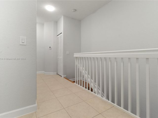 Home for sale at 10727 NW 80th Ln 10727 - photo 5480709