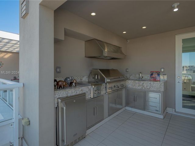 Home for rent at 6341 NW 104th Path . - photo 5505587