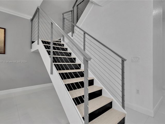 Home for rent at 913 SW 147th Ter 913 - photo 5479907