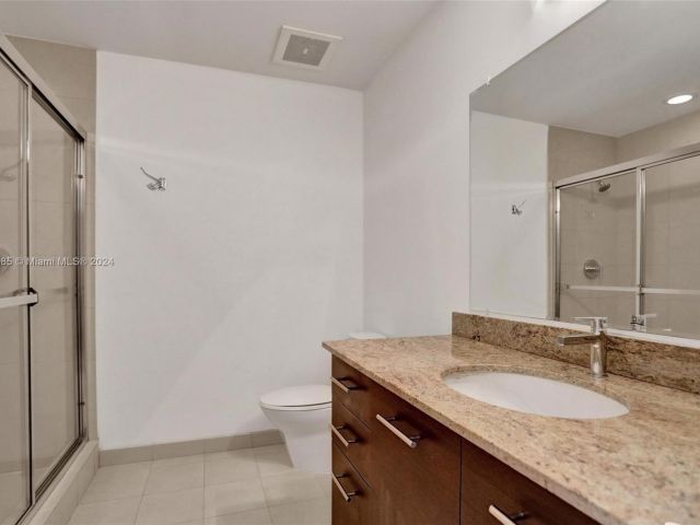 Apartment for sale  Unit #520 - photo 5482980