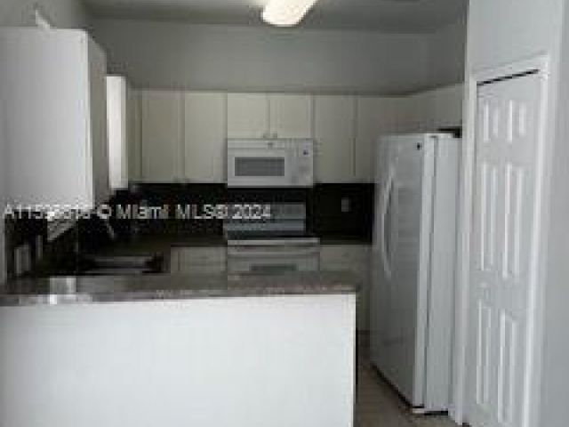 Home for rent at 12185 SW 125th Ct 12185 - photo 5488002