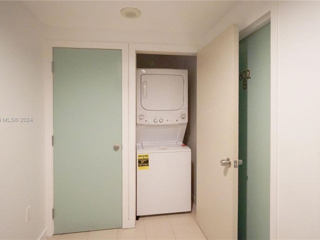 Apartment for sale  Unit #602 - photo 5483874