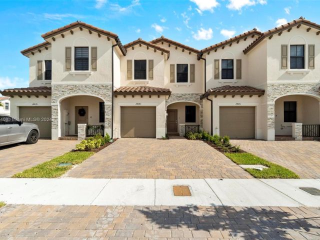 Home for rent at 24643 SW 119th Ct 24643 - photo 5483404
