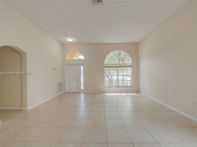 Home for rent at 1631 NW 144th Way - photo 5487926