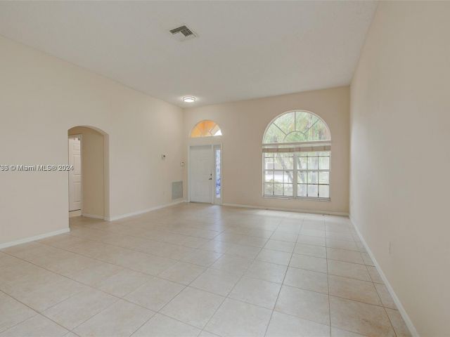 Home for rent at 1631 NW 144th Way - photo 5487927