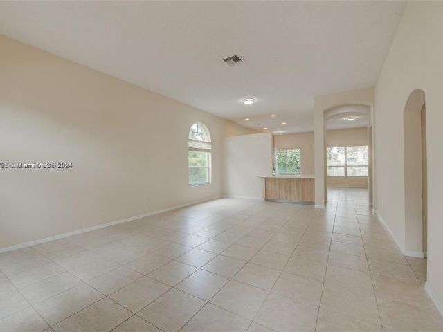 Home for rent at 1631 NW 144th Way - photo 5487929