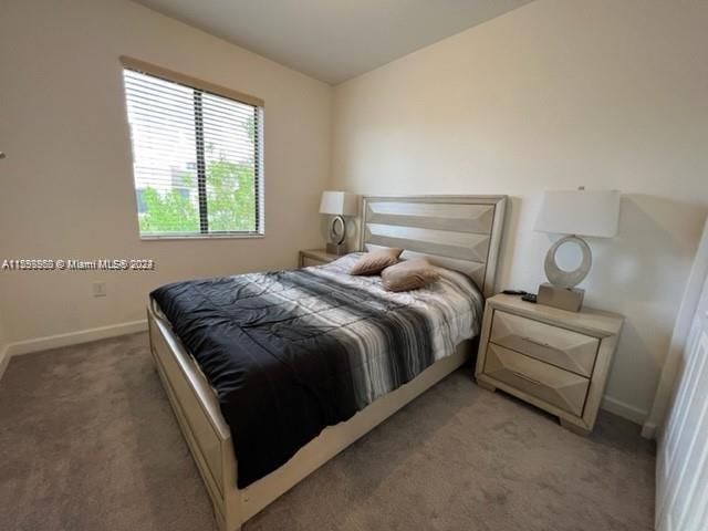 Home for rent at 327 NE 208th Ter 327 - photo 5484793